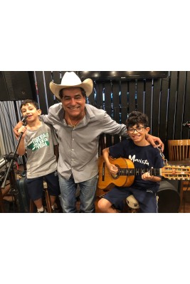 Ivan Lobo & Vitor César e Amigos