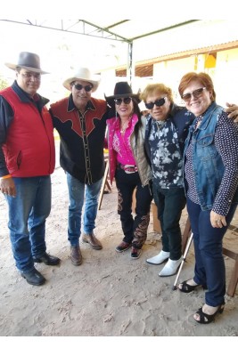 Ivan Lobo & Vitor César e Amigos